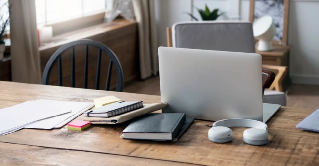 8 Dicas para Home Office em Alojamento Local: Como Atrair Nómadas Digitais e Aumentar a Rentabilidade